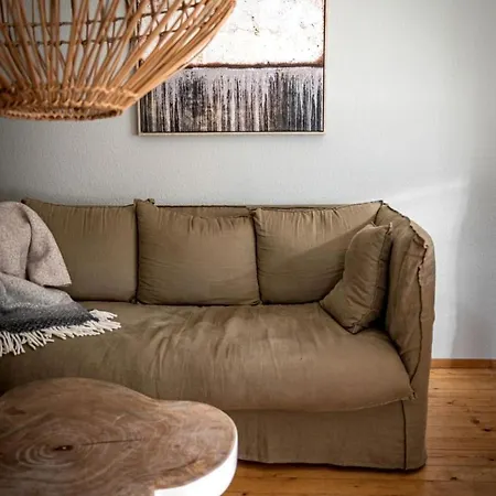 Pure Jagst, Traum-lage Am Fluss Mit Kaminzimmer Und Infrarot-waermekabine Rindenmoos