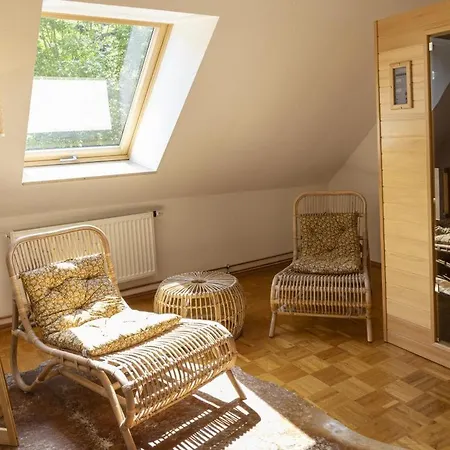 Pure Jagst, Traum-lage Am Fluss Mit Kaminzimmer Und Infrarot-waermekabine 펜션