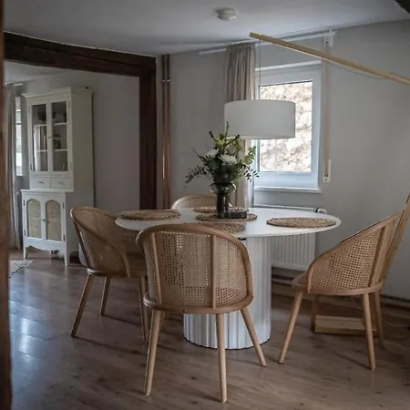 Pure Jagst, Traum-lage Am Fluss Mit Kaminzimmer Und Infrarot-waermekabine Casa vacanze