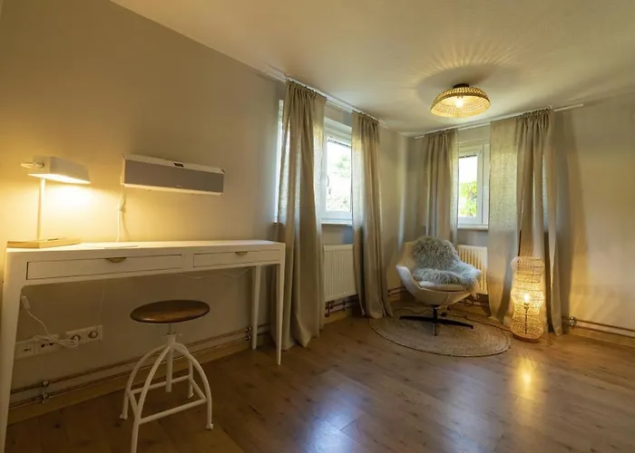 Pure Jagst, Traum-lage Am Fluss Mit Kaminzimmer Und Infrarot-waermekabine Сasa de vacaciones *